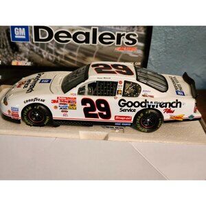 Action Diecast Kevin Harvick 2001Monte Carlo #29 Goodwrench 1:24 Scale Car